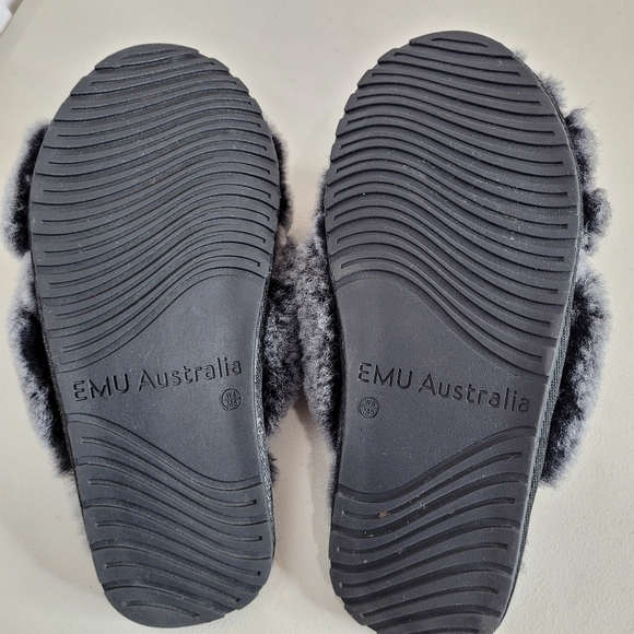 EMU Australia Mayberry Frost Fuzzy Charcoal Gray Sheepskin Slipper Shoe - Size 6 - Picture 8 of 9